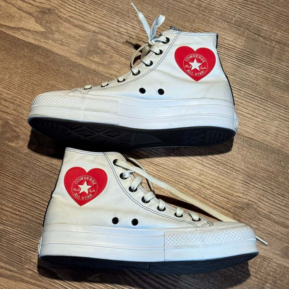 Converse Run Star Legacy CX Y2K Heart Platform High Top Sneakers M 7 W 9